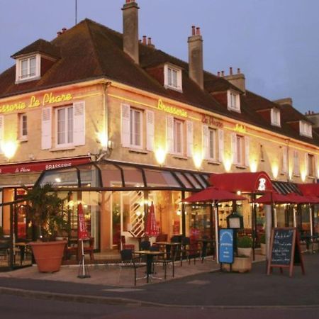 Hôtel le phare Ouistreham Extérieur photo