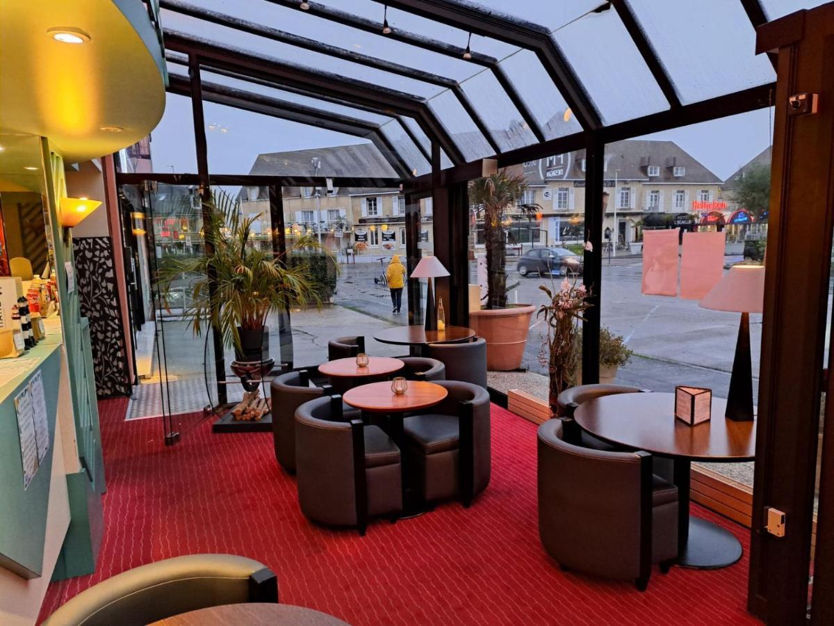 Hôtel le phare Ouistreham Extérieur photo