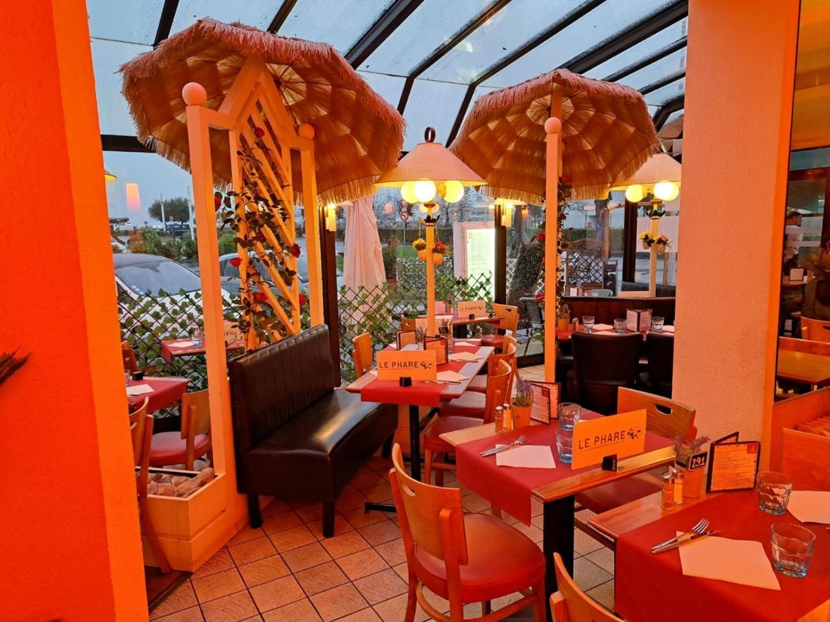 Hôtel le phare Ouistreham Extérieur photo