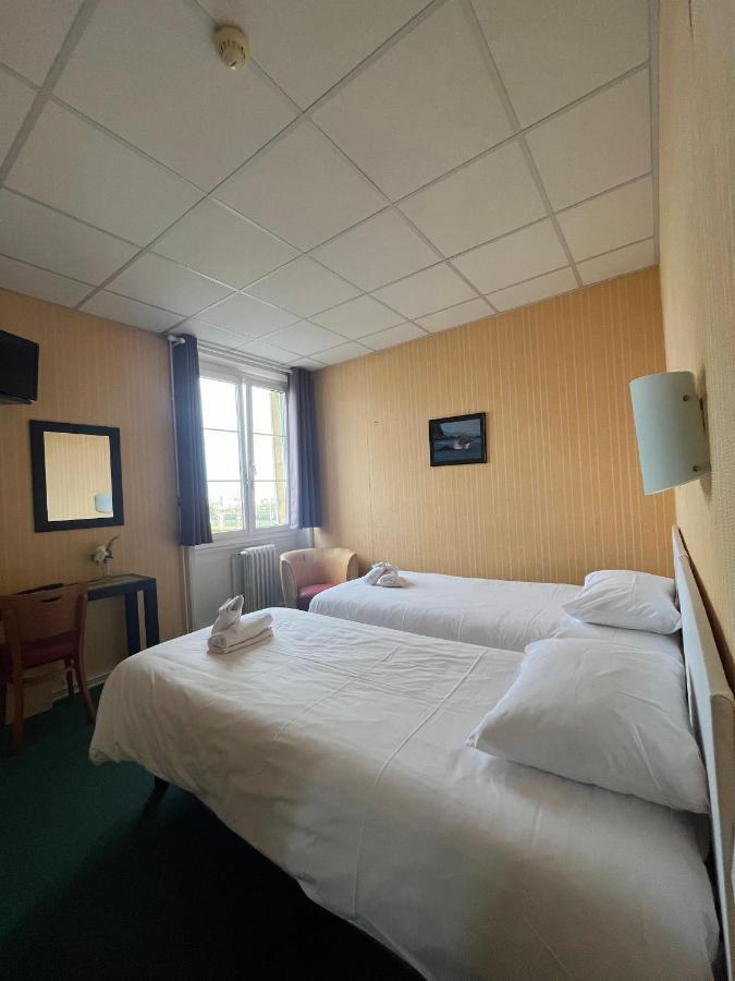 Hôtel le phare Ouistreham Extérieur photo