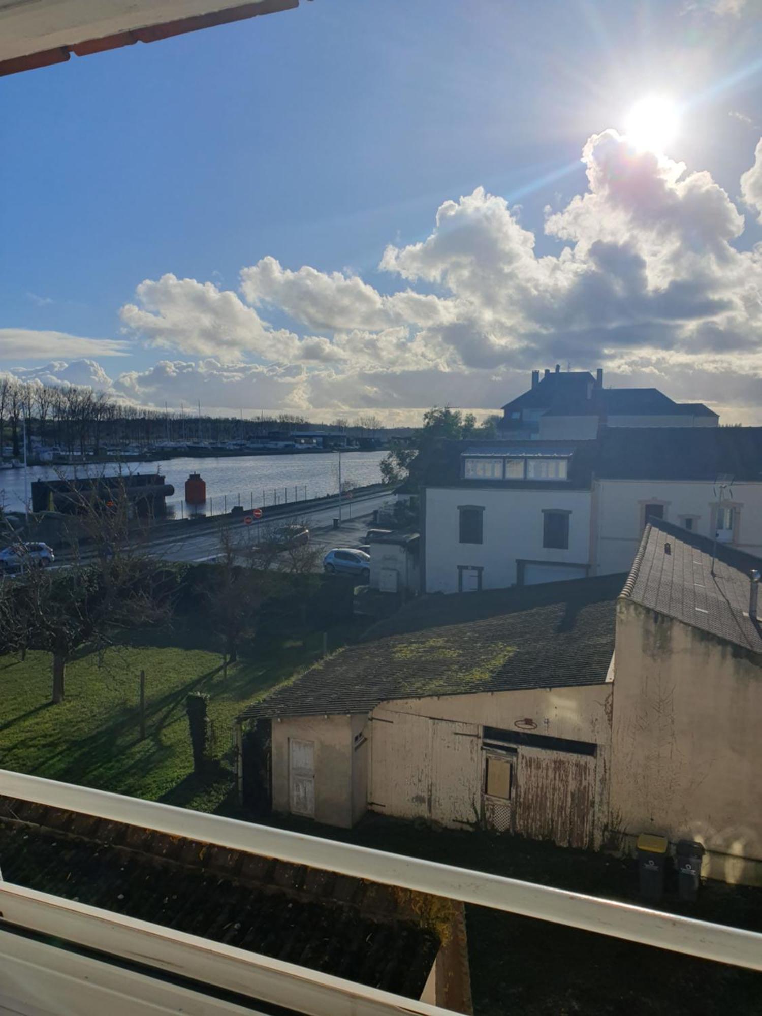 Hôtel le phare Ouistreham Extérieur photo