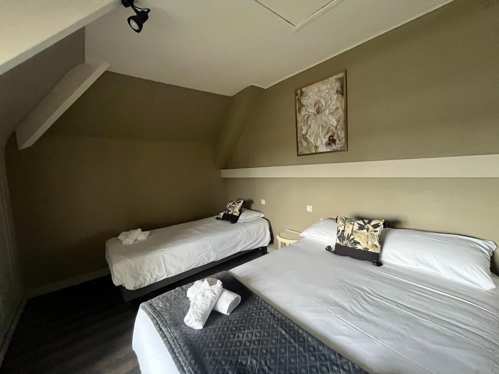 Hôtel le phare Ouistreham Extérieur photo