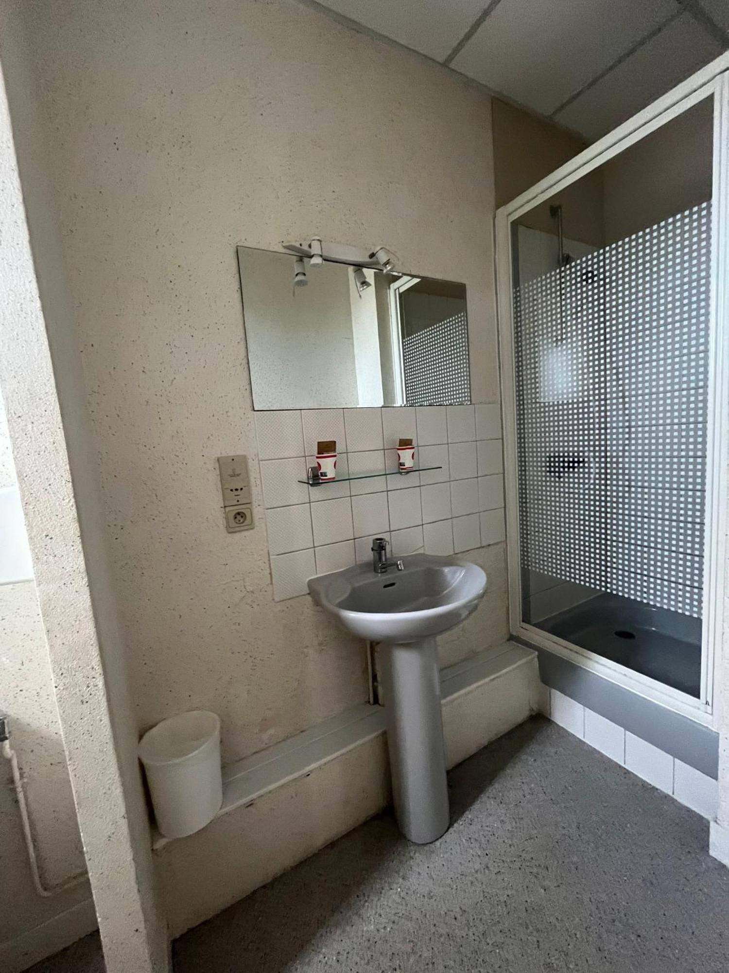 Hôtel le phare Ouistreham Extérieur photo